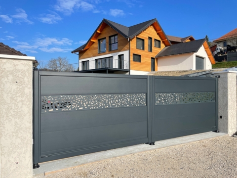 Installation d'un portail battant en Savoie